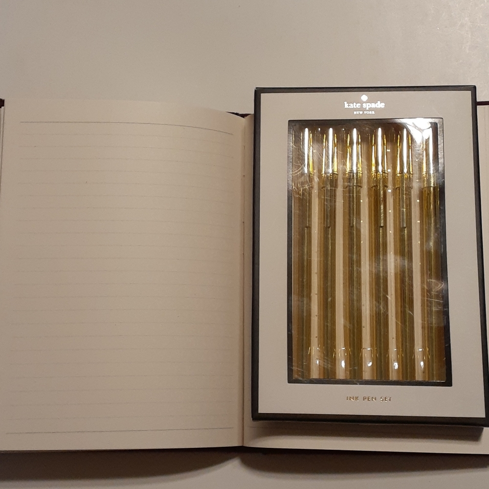 Set of pens and notebook - Picture 3 of 5